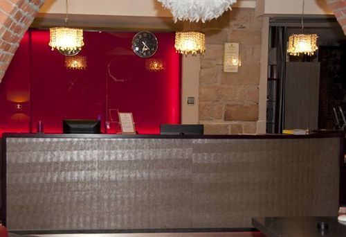Charme Et Caractere Le Turenne Hotel 3*
